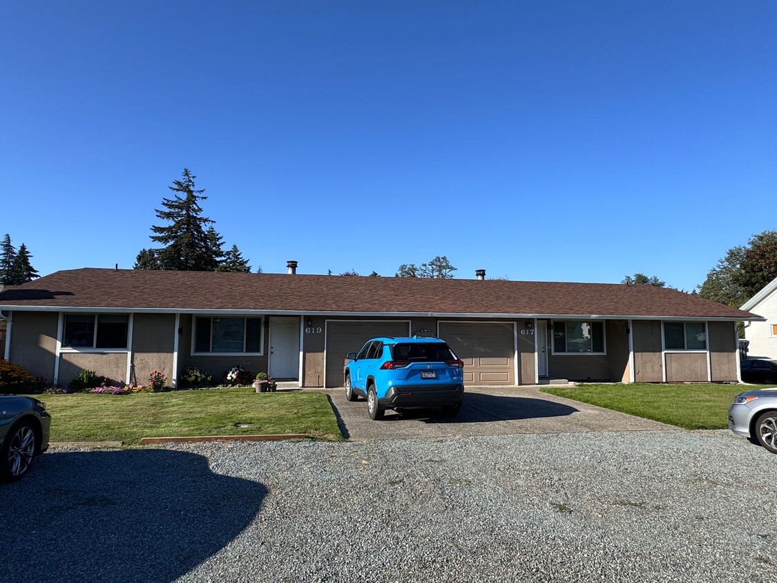 Primary Photo - S159-duplex