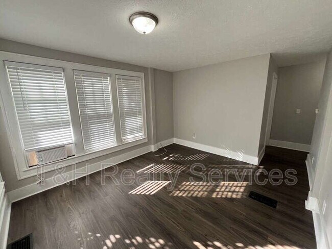 Building Photo - 46 N Ritter Ave