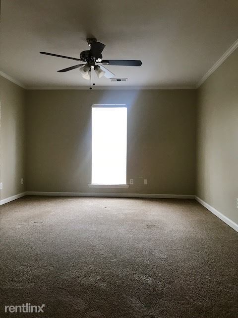 Building Photo - 3 br, 2 bath House - 186 Cedar Bend Dr