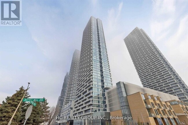 Photo du bâtiment - 898 Portage Pkwy
