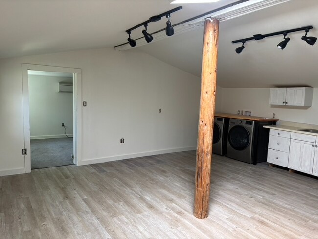 Foto del edificio - 1303 7th St NW