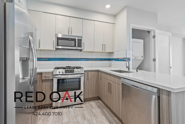 Foto del edificio - ~4 Weeks Free~ Gorgeous Two Bedroom with C...