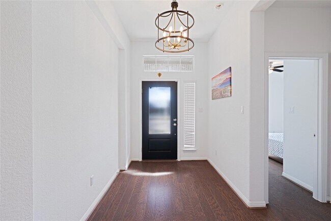 Foto del edificio - 528 Spurlock Wy