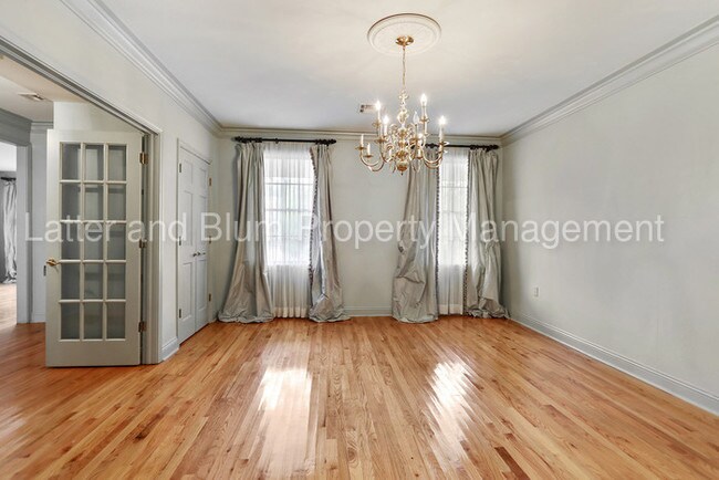 Foto del edificio - 4271 Vendome Pl