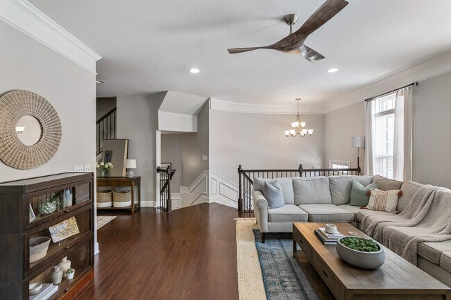 Building Photo - 5117 Kempsford Ct
