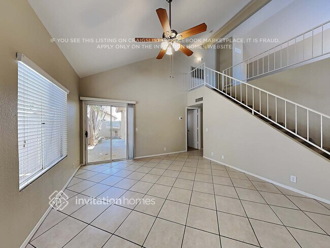 Building Photo - 8849 W Fairmount Ave