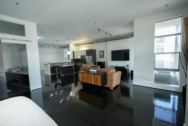 Foto del edificio - 13320 Beach Ave