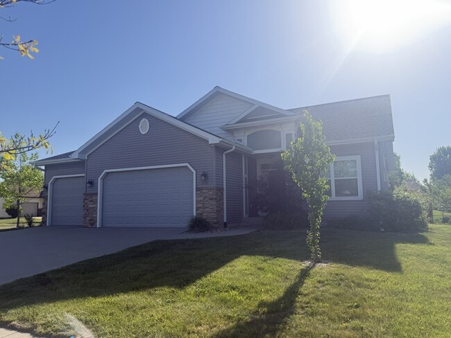 Building Photo - 3314 Cullen Dr