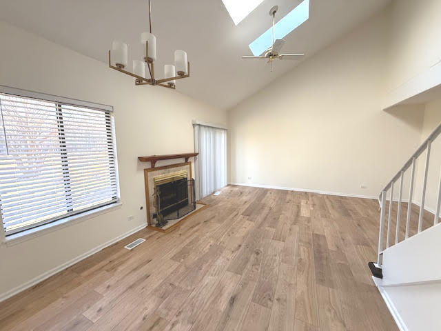 Foto del edificio - 171 N Clare Ct