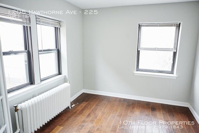 Building Photo - 1205 Hawthorne Ave