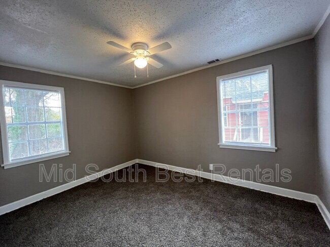 Foto del edificio - 2723 Fizer Rd