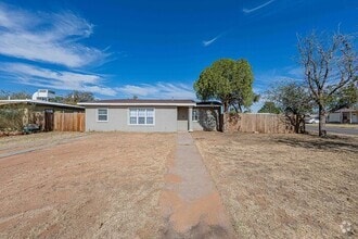 Building Photo - 3500 Apache Dr