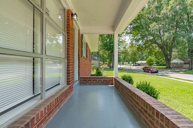 Photo - Beautifully Updated 3-Bedroom Home for Rent in Memphis