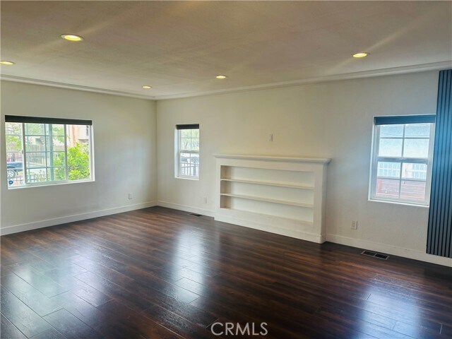 Foto del edificio - 1178 E 21st St