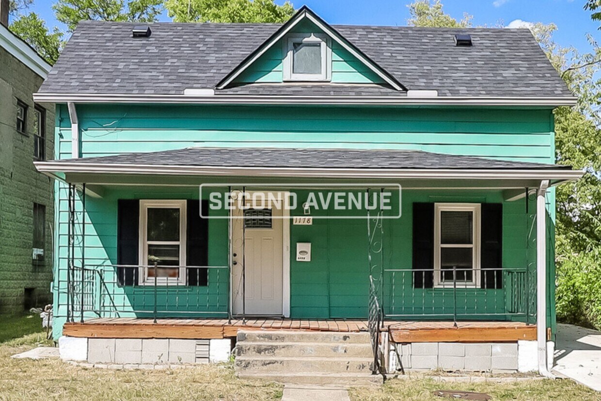 Foto principal - 1178 Simmons Ave