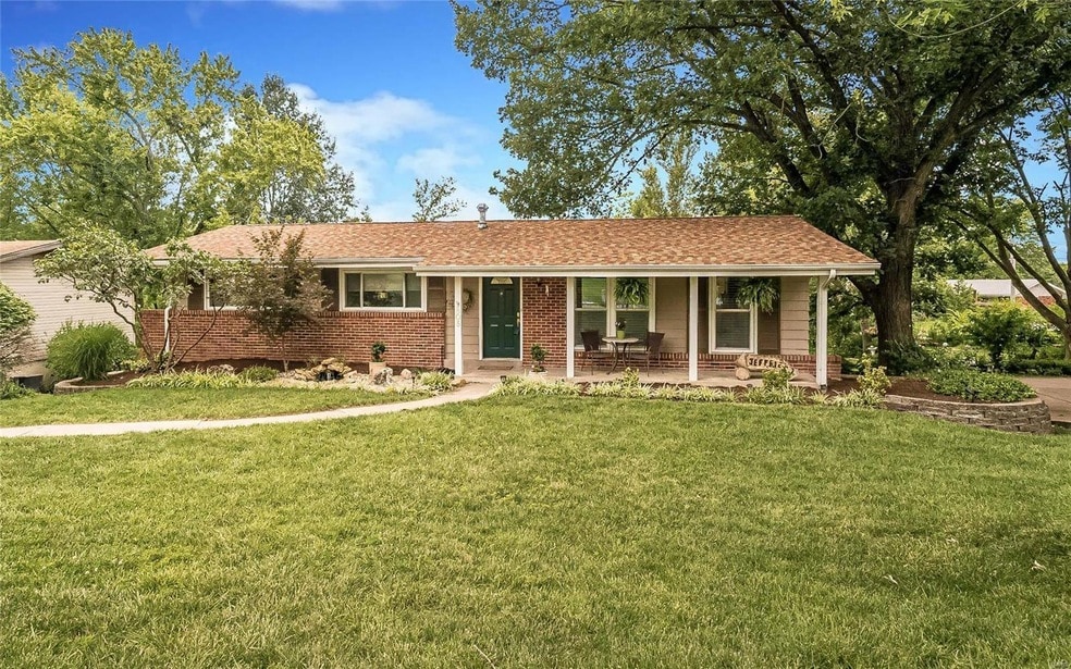 Primary Photo - 805 Rockhurst Dr