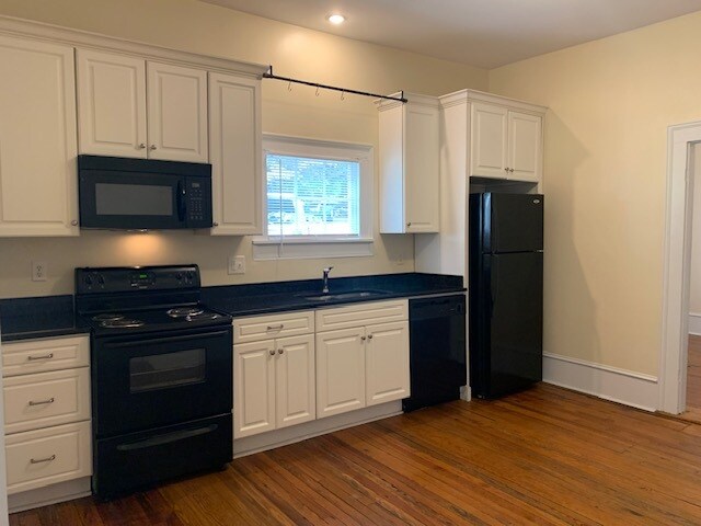 Foto del edificio - 245 N Pope St