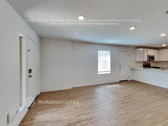 Building Photo - 18823 Charter Elm Dr