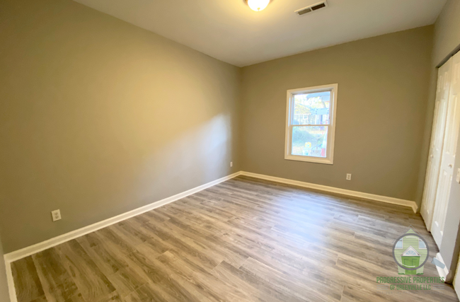 Building Photo - 43 Haynesworth St