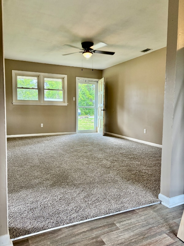 Building Photo - 3330 Karian Dr