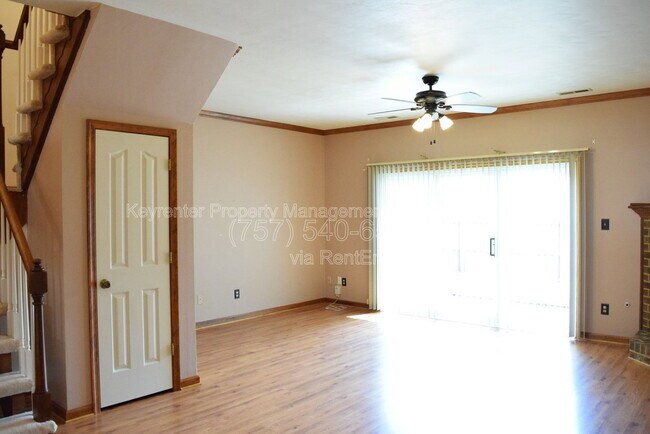 Foto del edificio - 310 Cobb Island Ct