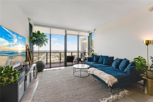 Foto del edificio - 88 SW 7th St