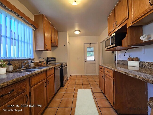 Building Photo - 3530 S 55th Ave