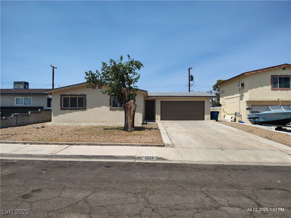 Primary Photo - 5224 Del Monte Ave