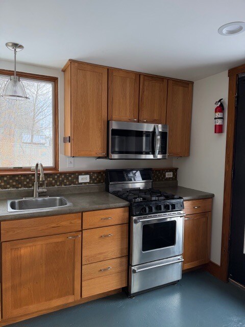 Foto del edificio - 67 Proctor Ave