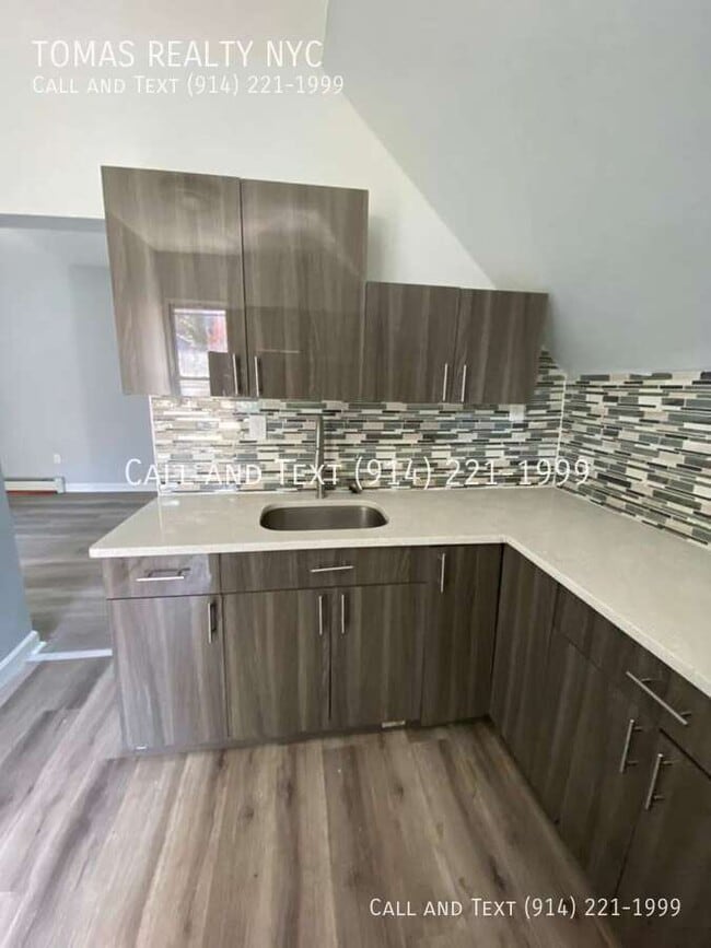 Photo - 104 Buena Vista Ave Apartment