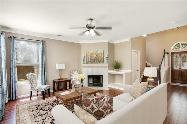 Building Photo - 1102 Deer Horn Cove