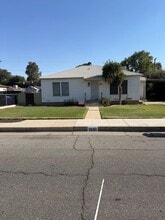 Building Photo - 3030 Chester Ln