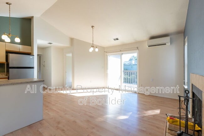 Building Photo - 5550 Stonewall Pl