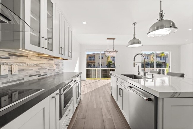 Foto del edificio - 3110 NE 210th Terrace