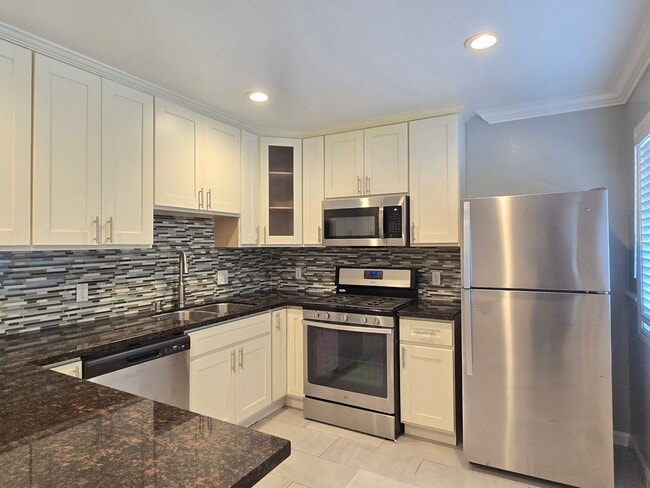 Foto del edificio - 450 California St