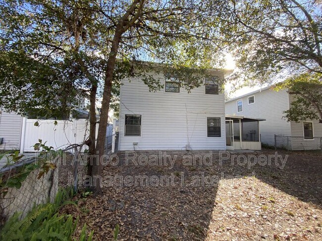 Building Photo - 3575 Raintree Way