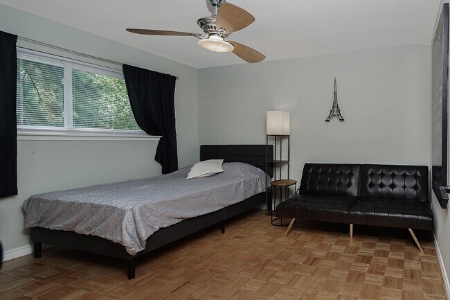 Foto del edificio - 103 N Deerfoot Cir