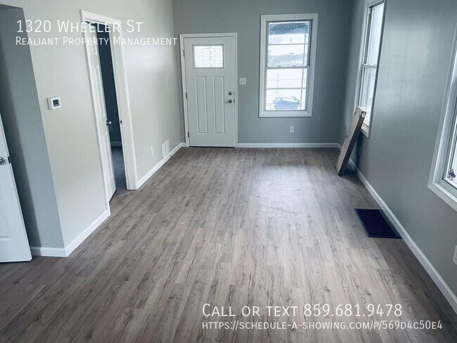 Photo - 1320 Wheeler St House