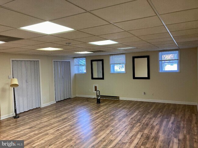 Building Photo - 8915 St Andrews Dr