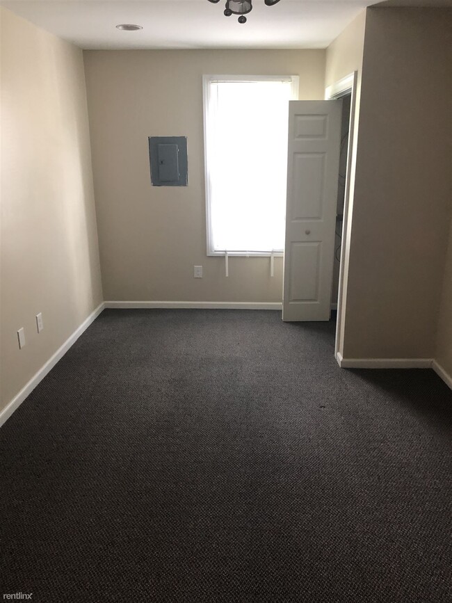 Building Photo - 1 br, 1 bath Apartment - 417 Cattell St