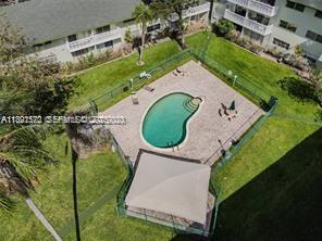 Foto del edificio - 4200 NW 3rd Ct