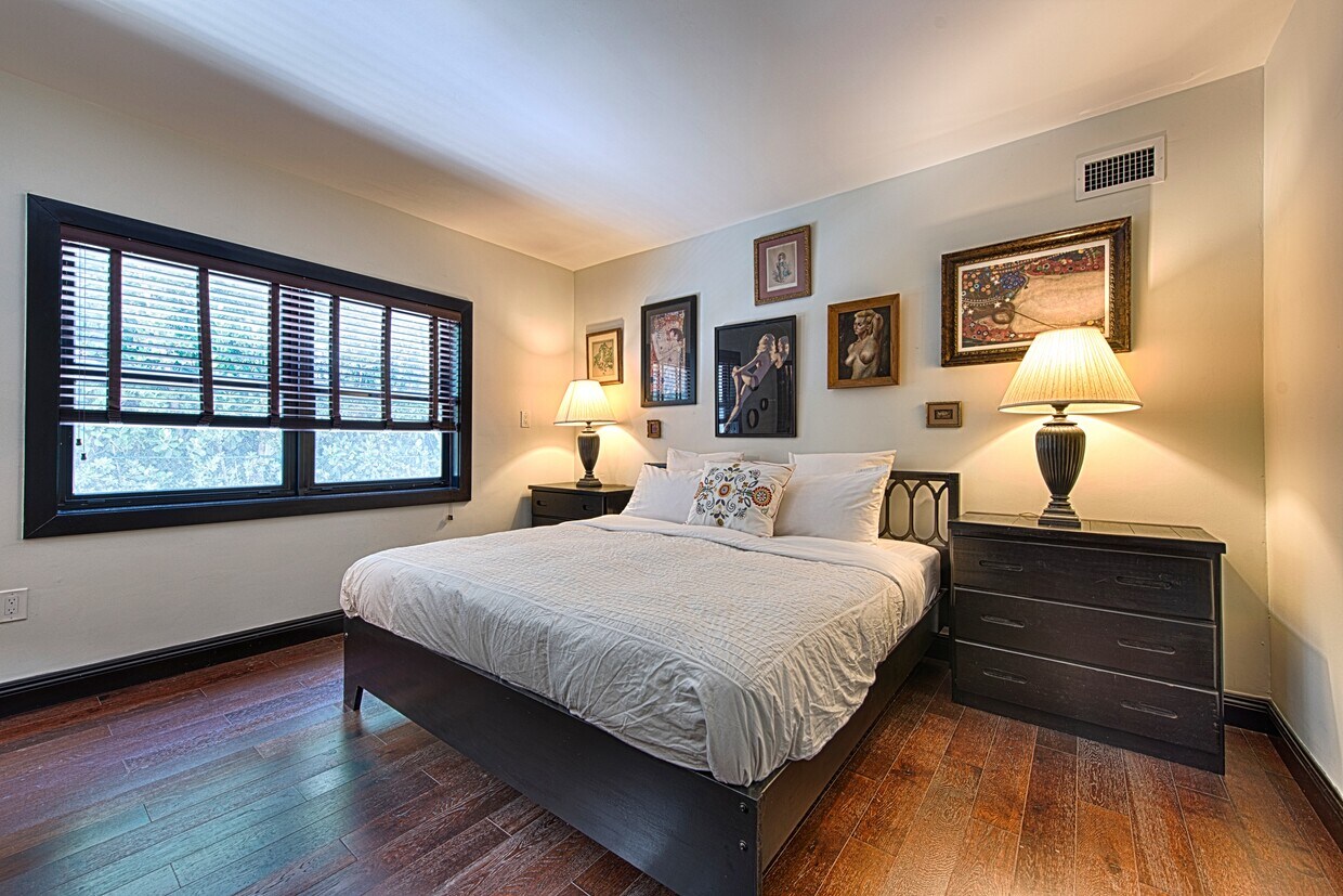 Foto del edificio - 7926 East Dr