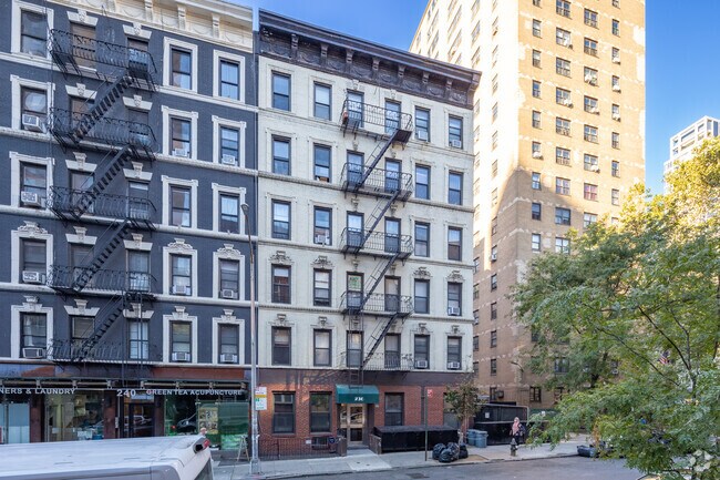 Building Photo - 236 E 28th St