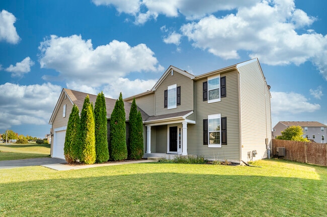 Building Photo - 442 Windett Ridge Rd
