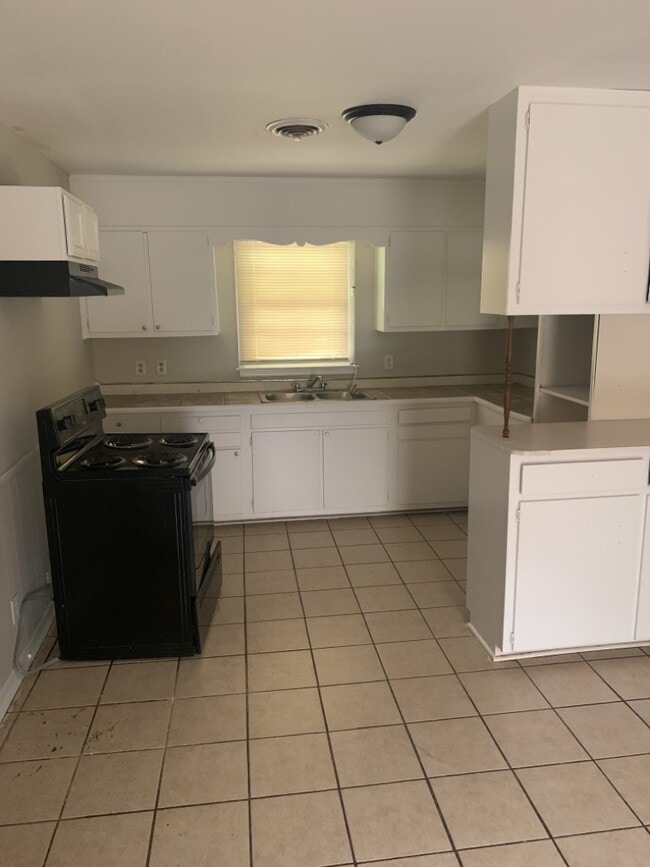 Building Photo - 1531 Flamingo Ln