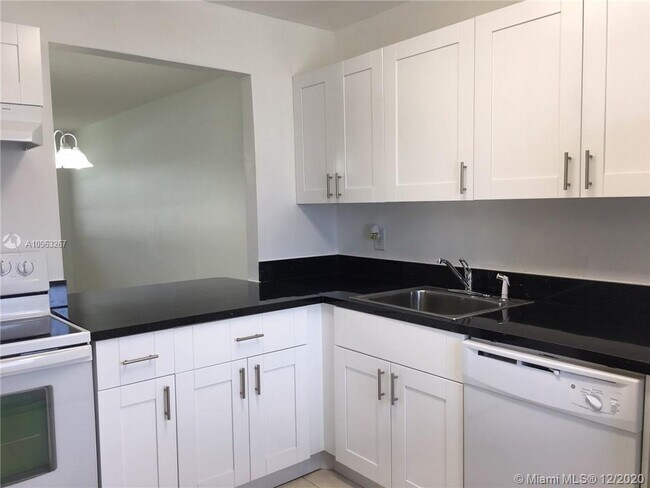 Foto del edificio - 2309 Park Ln