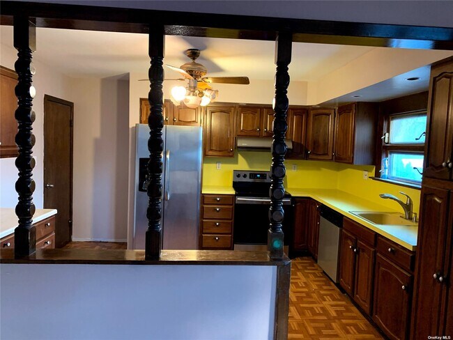 Foto del edificio - 82-50 260th St