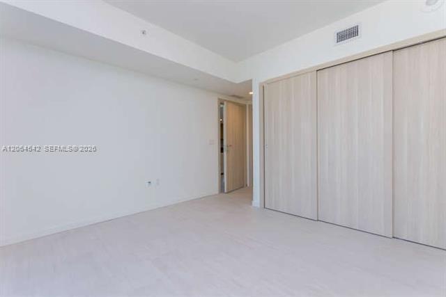 Building Photo - 1000 Brickell Plaza