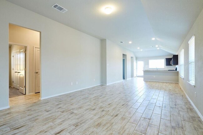 Foto del edificio - 303 Trailside Ln