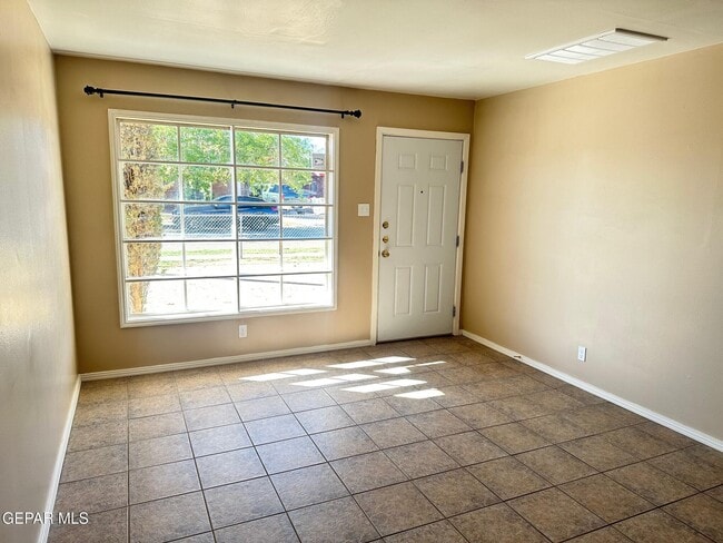 Building Photo - 8308 Mt Ranier Dr